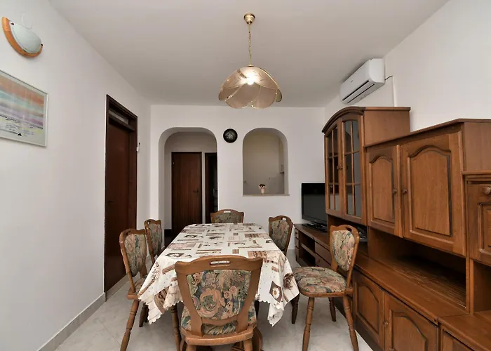 아파트 Little Bird 바르바리가